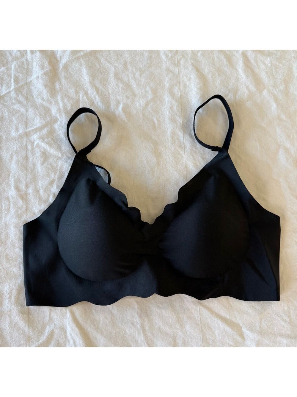 Women's NEW Black Bra Size Large #260483